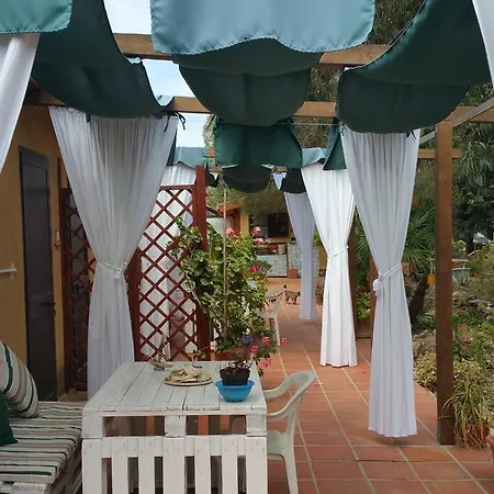 Bed & Breakfast Tharros